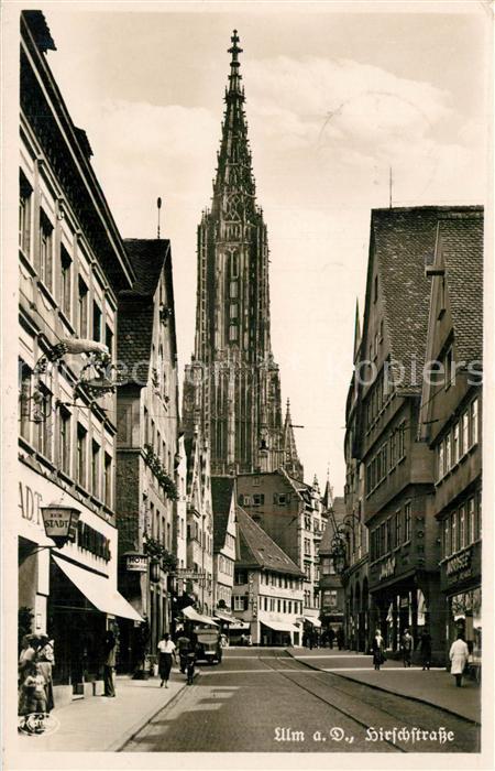 Ulm Donau Hirschstrasse mit Muenster