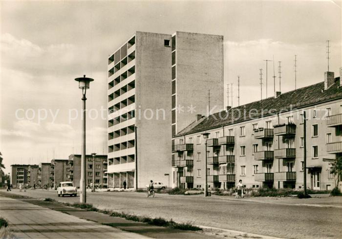 Weissenfels Saale Merseburger Strasse mit Hochhaus