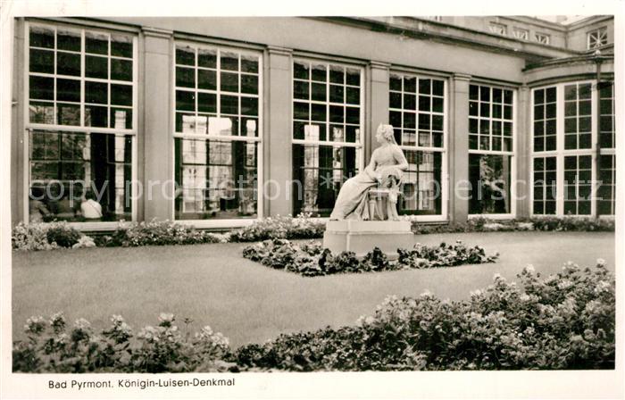 Pyrmont Bad Koenigin Luisen Denkmal