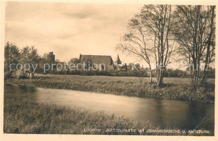 L?chow Wendeland Jeetzelpartie mit Johanniskirche und Amtsturm