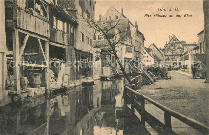 Ulm Donau Alte H?user an der Blau