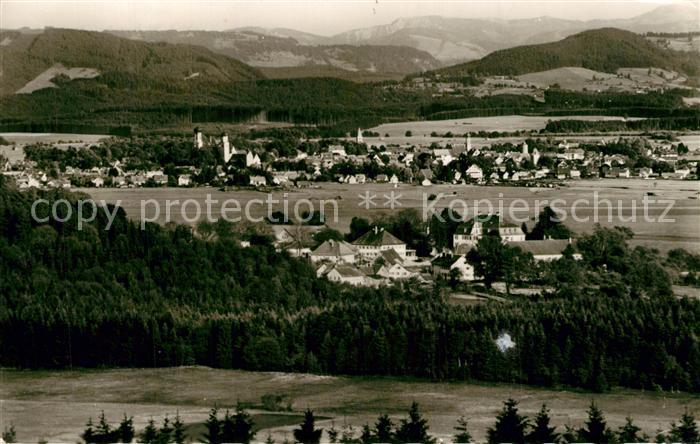 Isny Allg Fliegeraufnahme mit Neutrauchburg