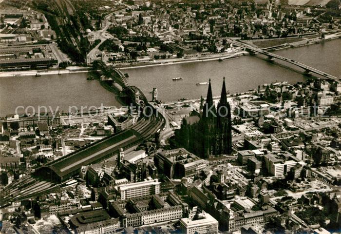 K?ln Rhein Fliegeraufnahme Rheinpartie mit Dom