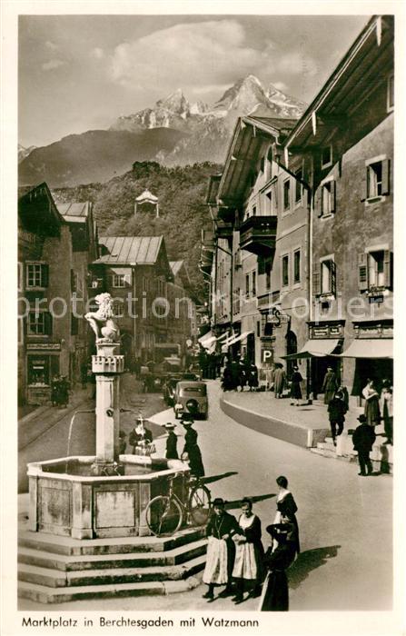 BERCHTESGADEN Bayern Marktplatz mit Watzmann