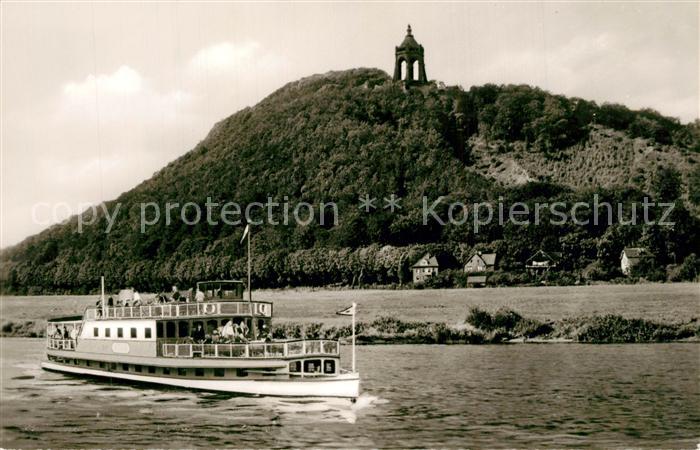 Porta Westfalica Weserpartie Fahrgastschiff Kaiser Wilhelm Denkmal