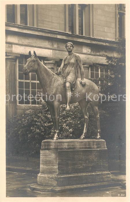 BERLIN  CITY Amazone Reiterstandbild