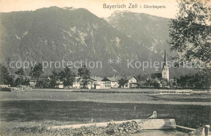 Bayrischzell Ortsansicht mit Kirche Oberbayerische Alpen