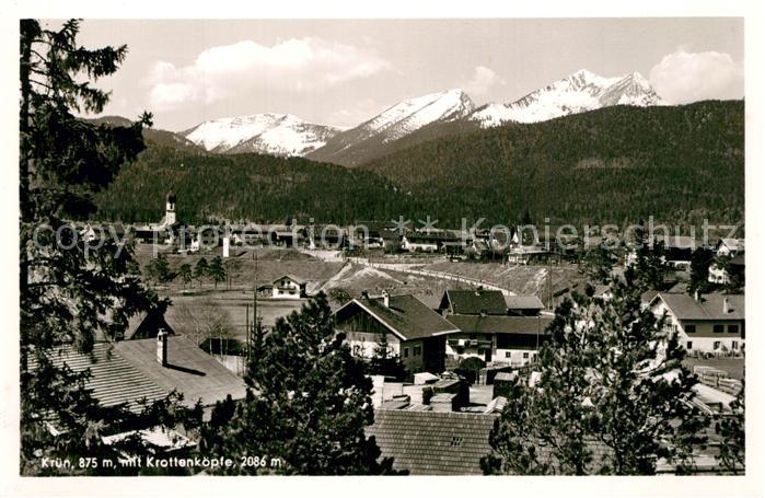 Kruen Panorama Blick zu Krottenkoepfe Allgaeuer Alpen