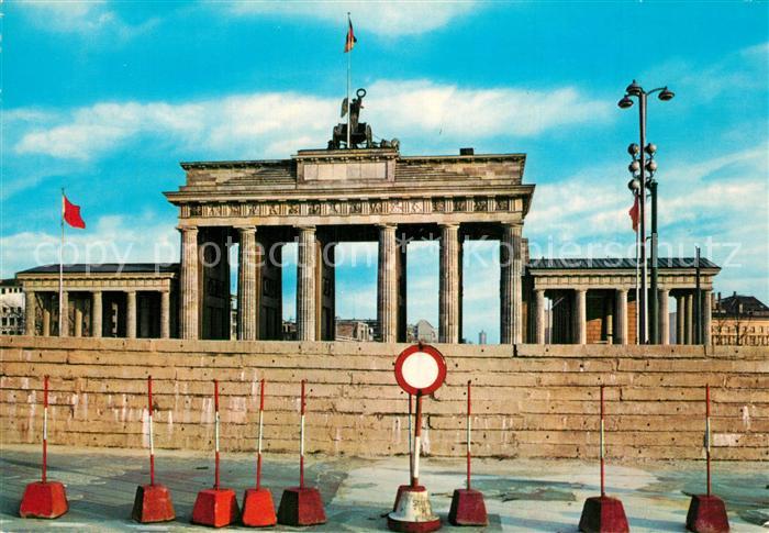 BERLIN  CITY 1961Brandenburger Tor nach August