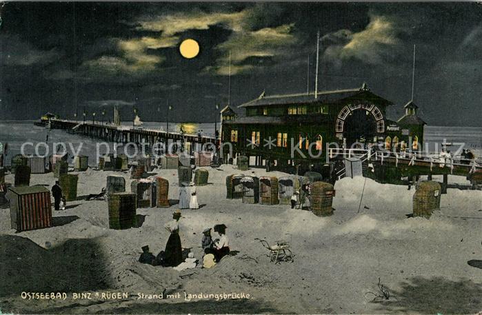 Binz R?gen Strand bei Vollmon mit Landungsbr?cke