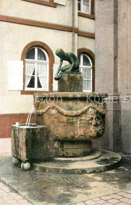 Karlsruhe Baden Brunnen an der kleinen Kirche