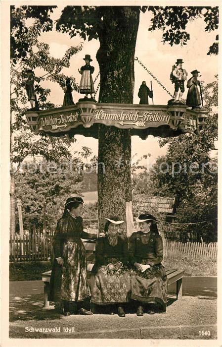 TITISEE Schwarzwald BW Schwarzwald-Tracht Wegweiser