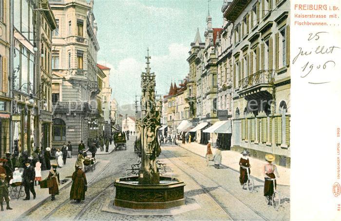 Freiburg Breisgau Kaiserstrasse mit Fischbrunnen