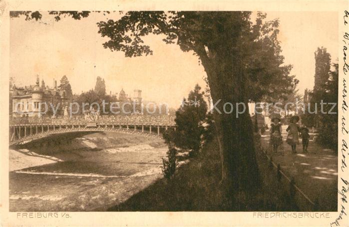 Freiburg Breisgau Uferpromenade Dreisam Friedrichsbruecke