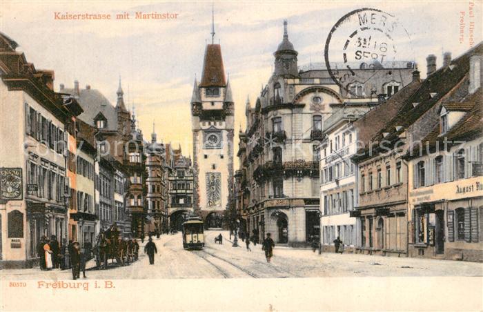Freiburg Breisgau Kaiserstrasse mit Martinstor