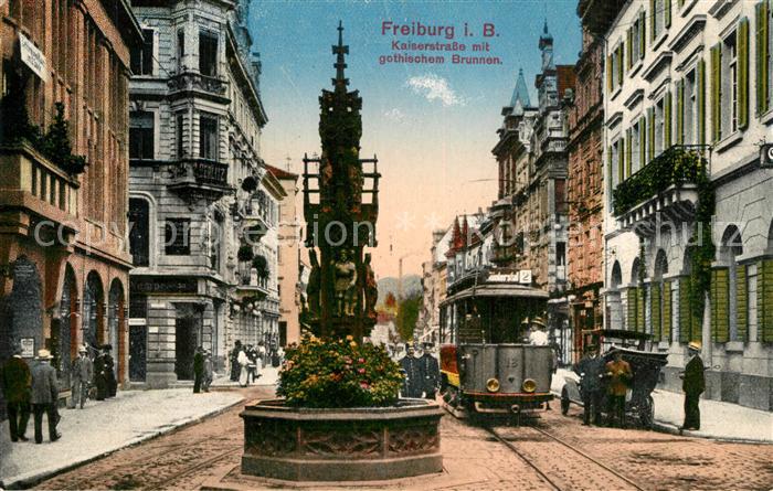 Freiburg Breisgau Kaiserstrasse Gothischer Brunnen Strassenbahn