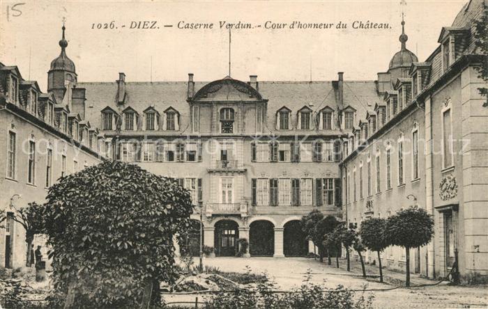 Diez Lahn Caserne Verdun Cour d honneur du Chateau