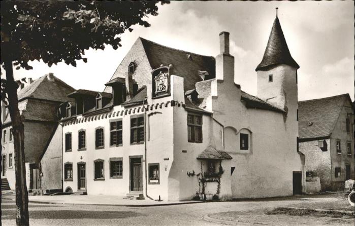 BERNKASTEL-KUES Berncastel Rheinland-Pfalz Mosel  Cusanus Geburtshaus