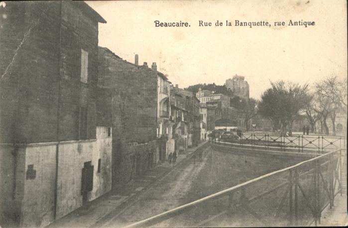 Beaucaire Gard Rue de la Banquette Rue Antique