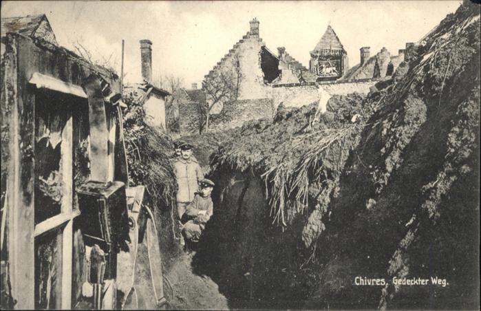 Chivres-en-Laonnois Gedeckter Weg Schützengraben Soldaten