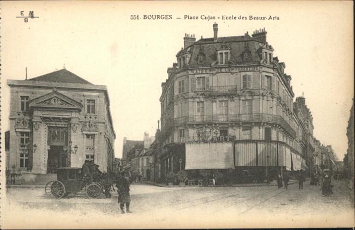 Bourges Place Cujas Ecole Beaux-Arts