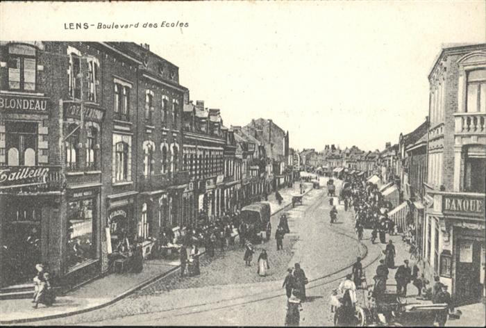 Lens Pas-de-Calais Lens Boulevard Ecoles Kutsche