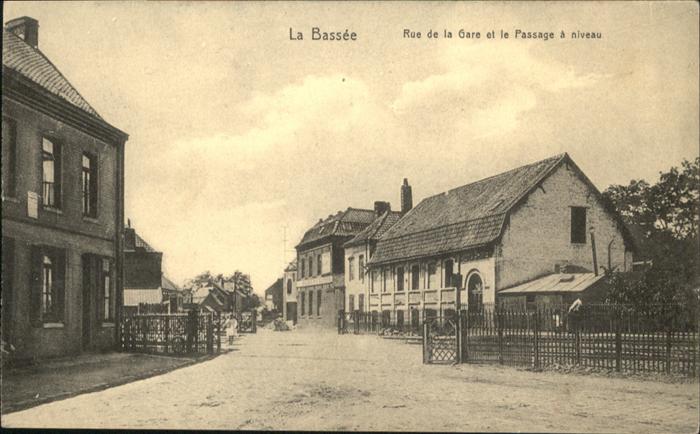 La Bassee Rue de la Gare le Passage a niveau