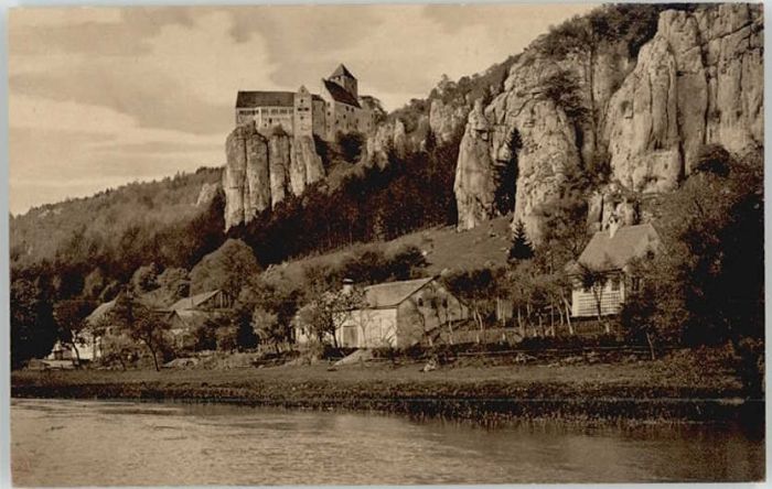 Riedenburg Altmuehltal Riedenburg Schloss Prunn ungelaufen ca.