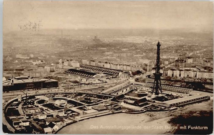 BERLIN  CITY Fliegeraufnahme Ausstellungsgelaende Funkturm