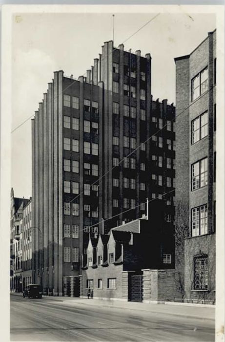 DuessELDORF  CITY erwaltungsgebaeude *