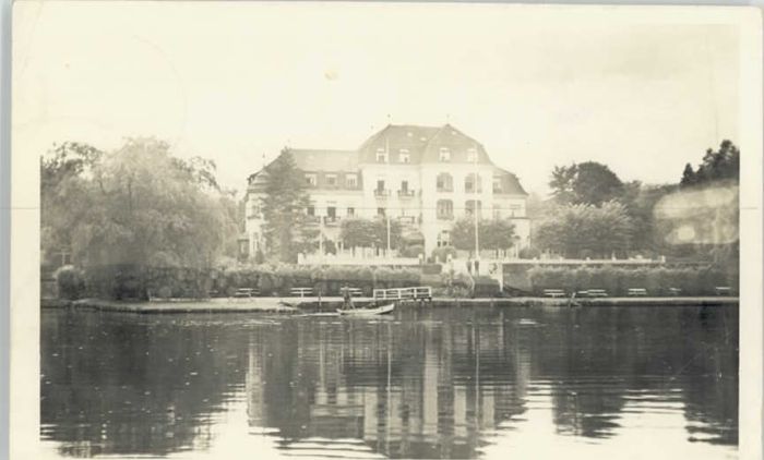 Poenitz See ee Schloss