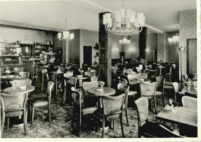 Ruedesheim Rhein affeehaus