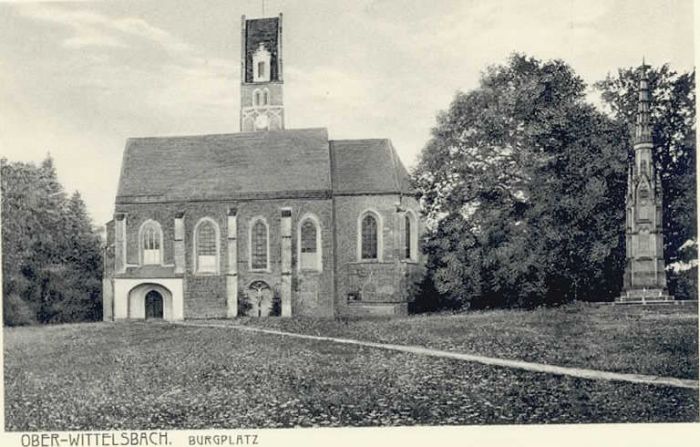 Oberwittelsbach Burgplatz