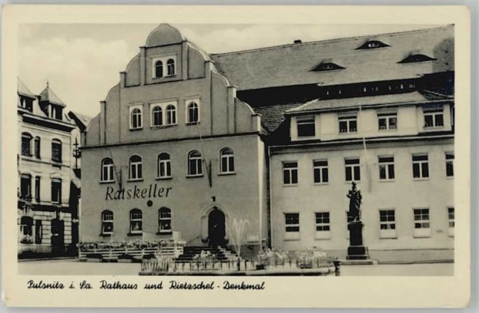 Pulsnitz Sachsen Pulsnitz Rathaus Rietschel Denkmal