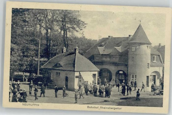 Neuruppin Bahnhof Rheinsberger Tor