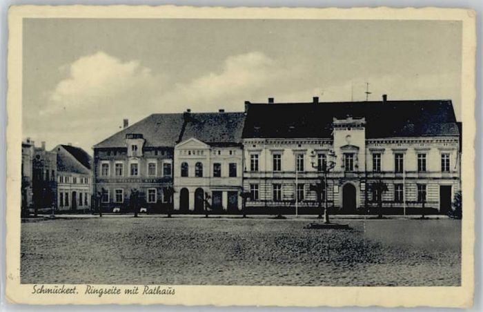 Schmueckert ingseite Rathaus