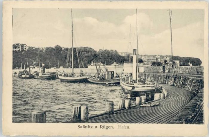 Sassnitz Ostseebad Ruegen Sassnitz Hafen