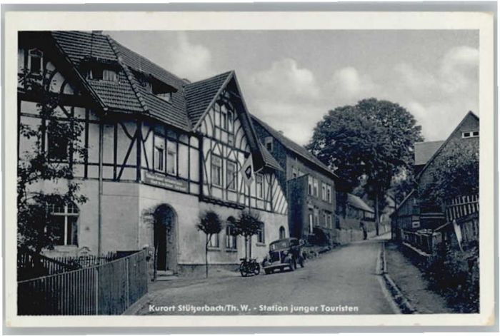 Stuetzerbach tation junger Touristen