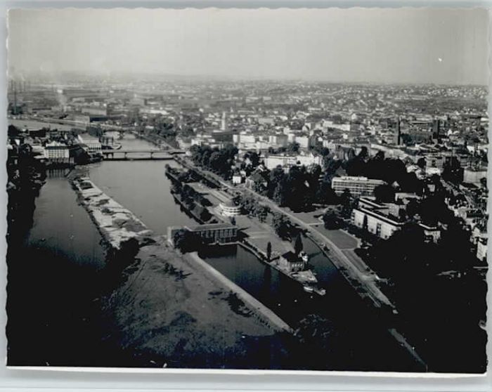 Muelheim Ruhr liegeraufnahme