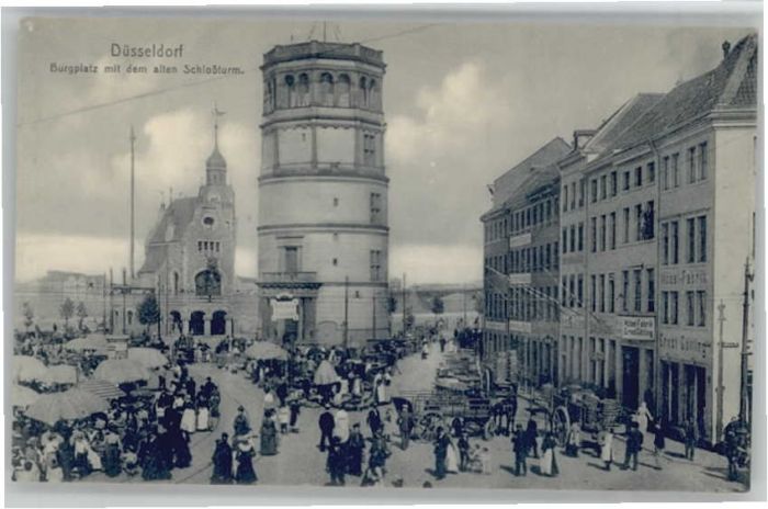 Duesseldorf urgplatz Schlossturm
