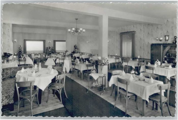 Strassenhaus Hotel zur Post