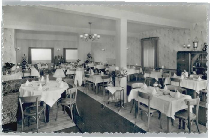 Strassenhaus Hotel zur Post