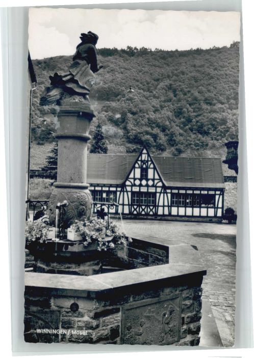 Winningen Mosel Moselhaus Weinhexenbrunnen