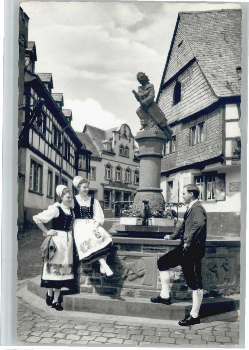 Winningen Mosel Weinhexenbrunnen