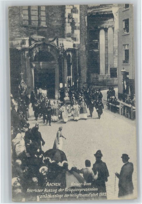 Aachen Kaiser Dom Ende der Heiligtumsfahrt
