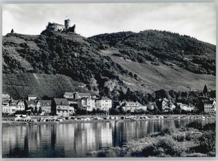 BERNKASTEL-KUES Berncastel Rheinland-Pfalz Campingplatz Burg Landshut