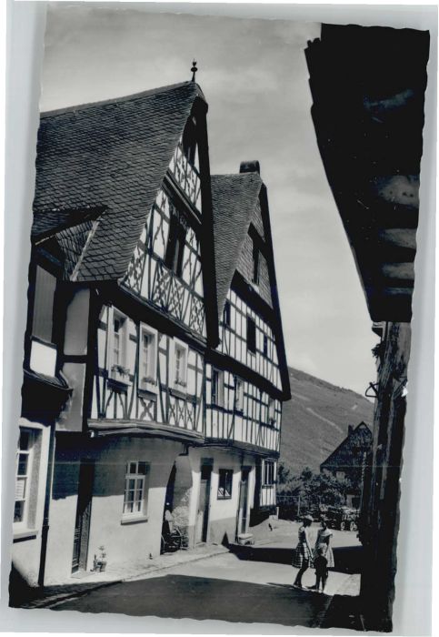 Enkirch Mosel Enkirch Oberstrasse Fachwerkhaus