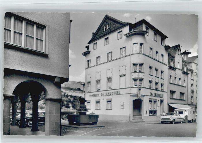 Zell Mosel Gasthaus am Brunnen Schwarzen Katz Brun