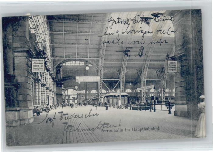 Frankfurt Main Perronhalle