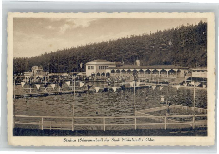 Michelstadt Stadion Schwimmbad